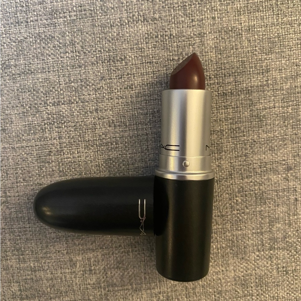 MAC Cosmetics MATTE LIPSTICK Double Fudge